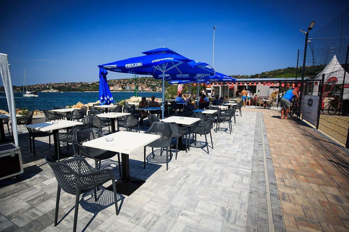 Floating Sea House Portorose Hotel Екстериор снимка