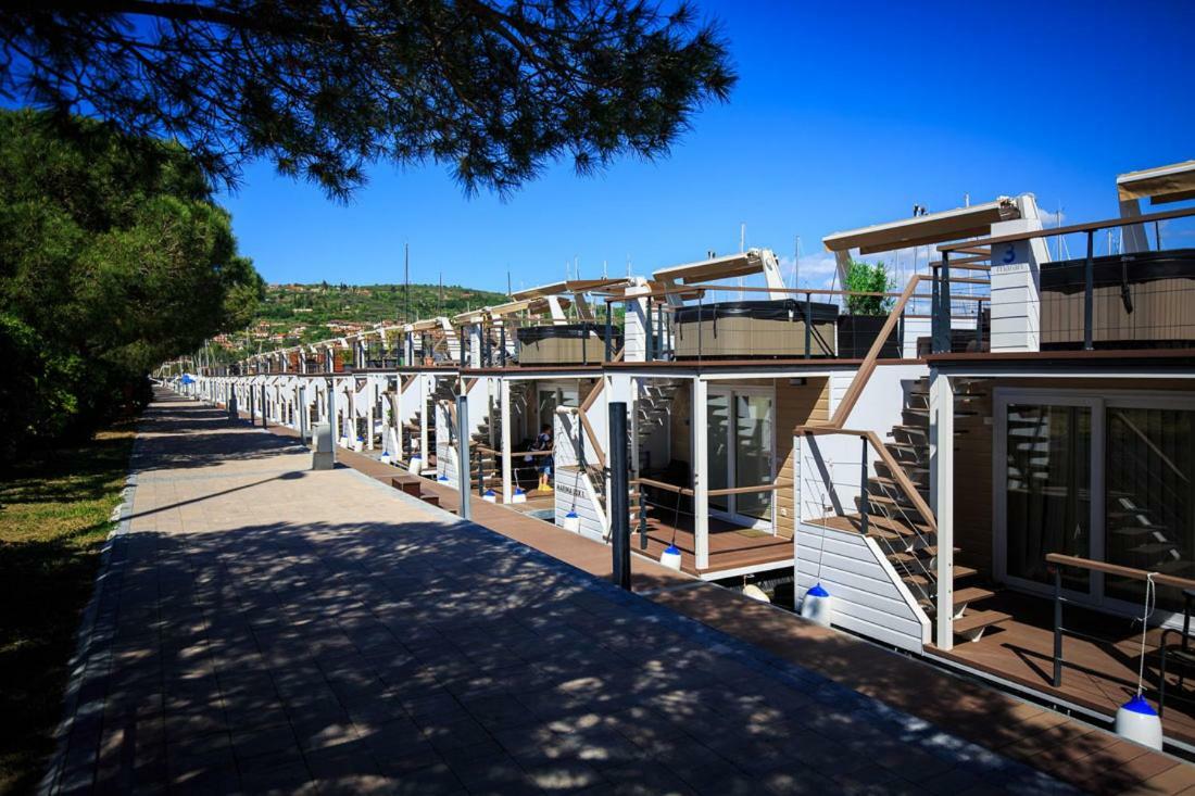 Floating Sea House Portorose Hotel Екстериор снимка